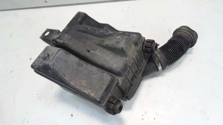 Opel Combo B 93-01 R 1.7 Diesel Corsa Obudowa Filtra Powietrza 90529826 - Image 3