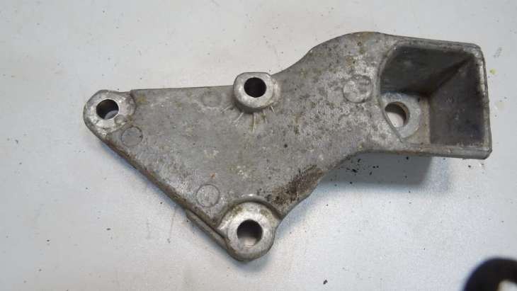 Citroen Peugeot Łapa Mocowanie Silnika 9637792380 - Image 2