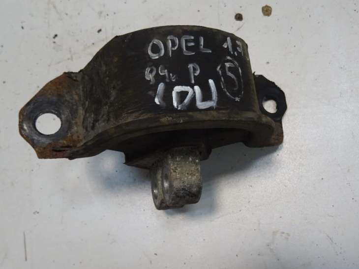Opel Combo B 93-01 R 1.7 Diesel Poduszka Silnika Prawa 0684160