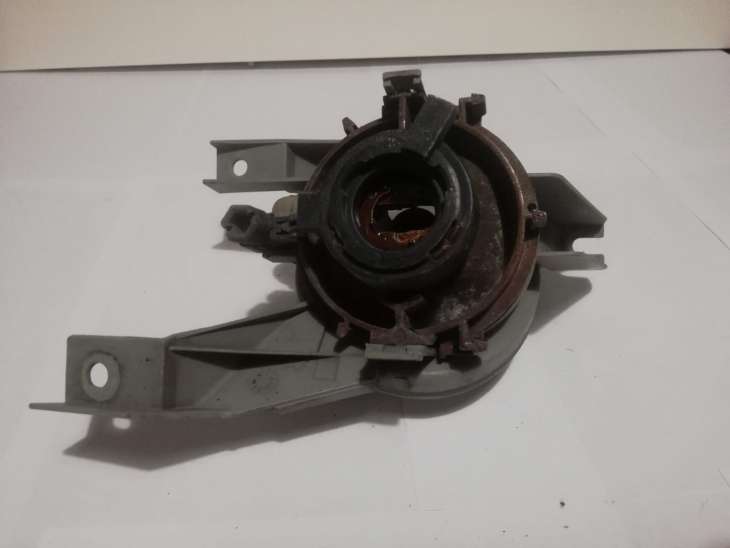 Opel Tigra Halogen Prawy 90481364 - Image 4
