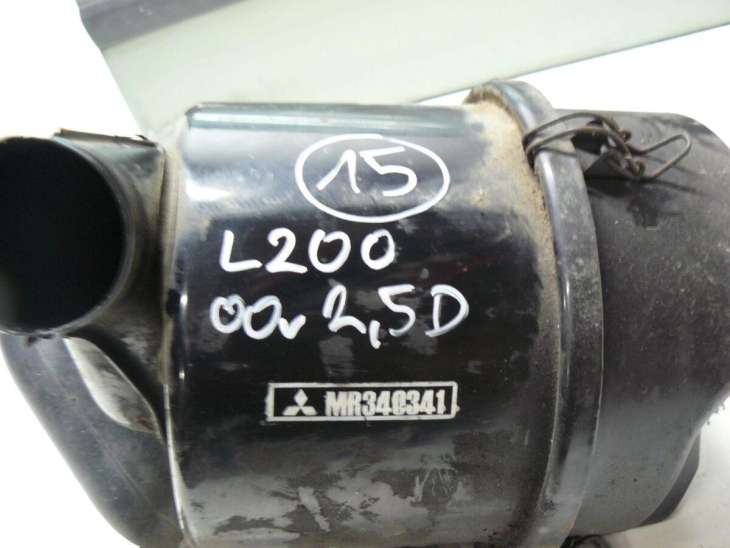 Mitsubishi L200 2.5d 2000 Obudowa Filtra Powietrza - Image 2