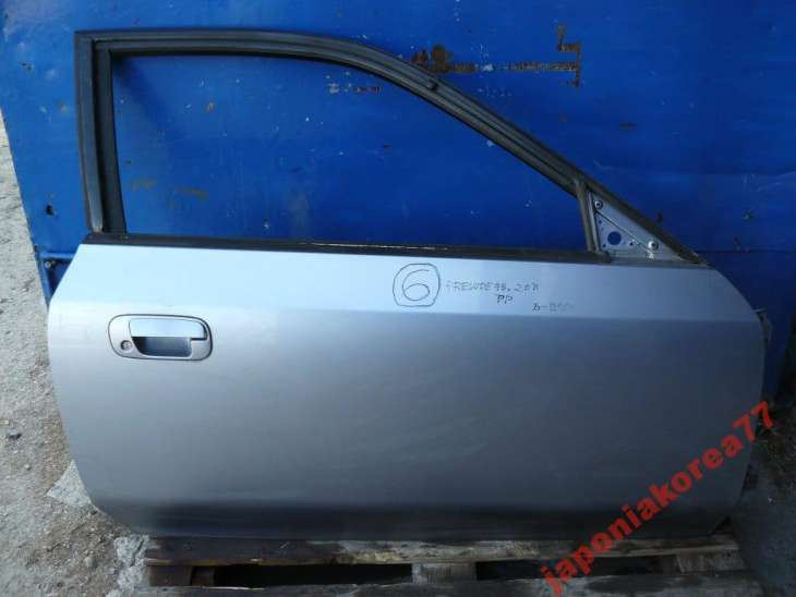 Honda Prelude 1998r Drzwi Prawy Przód