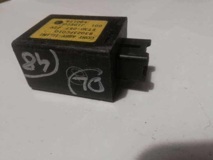 Subaru Forester Sf I Moduł Przekaźnik 83023fc010 - Image 2