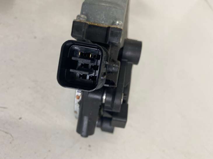 Subaru Impreza Gj 2013r Mechanizm Podnośnik Szyby - Image 2