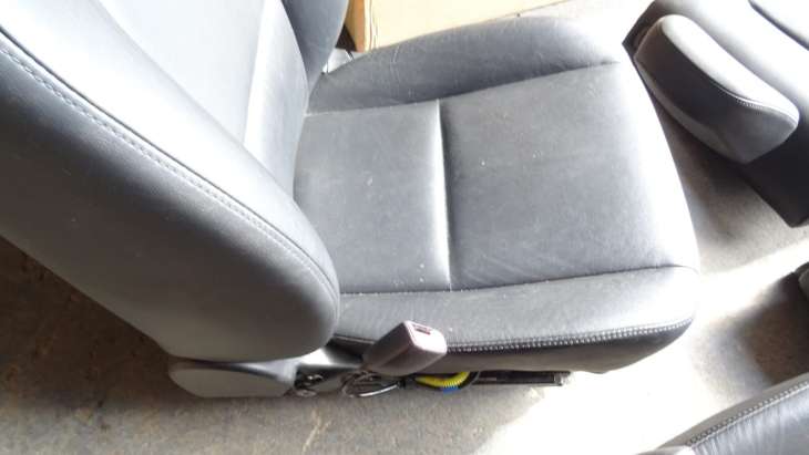 Subaru Outback III 2009r Fotele Skóra Trim Code D20 - Image 11