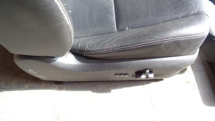 Subaru Outback III 2009r Fotele Skóra Trim Code D20 - Image 12