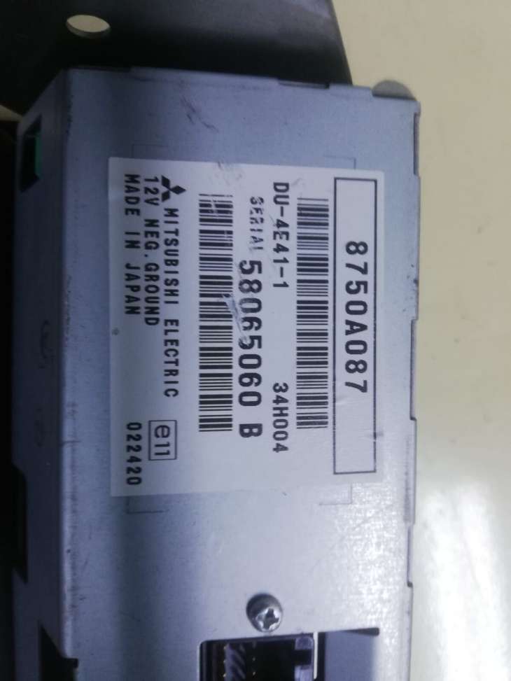Mitsubishi Grandis Wyświetlacz Zegarek 8750a087 - Image 4