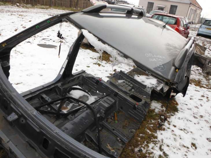 Mitsubishi Outlander 2004r Dach Relingi Kołor T12 - Image 2