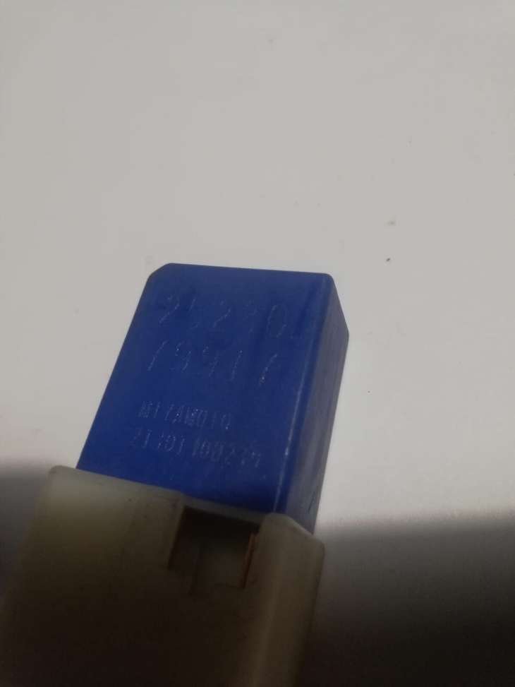 Nissan Przekaźnik Moduł 25230-79917 - Image 4