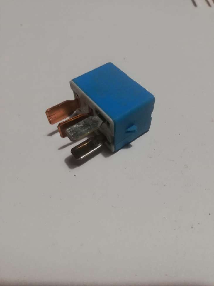 Toyota Przekaźnik Moduł 90987-02027 - Image 2