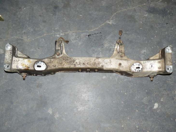 Lexus Ls400 1997 1998r Belka Wspornik