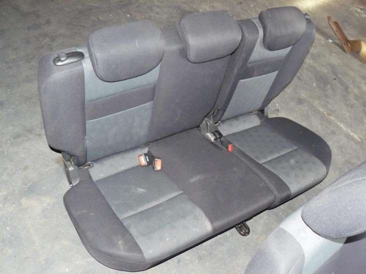 Hyundai Getz 2005 2006r 5d Tylna Kanapa