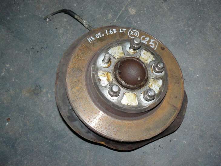 Mazda 3 2004 2006 1.6b Zwrotnica Piasta Lewy Tył