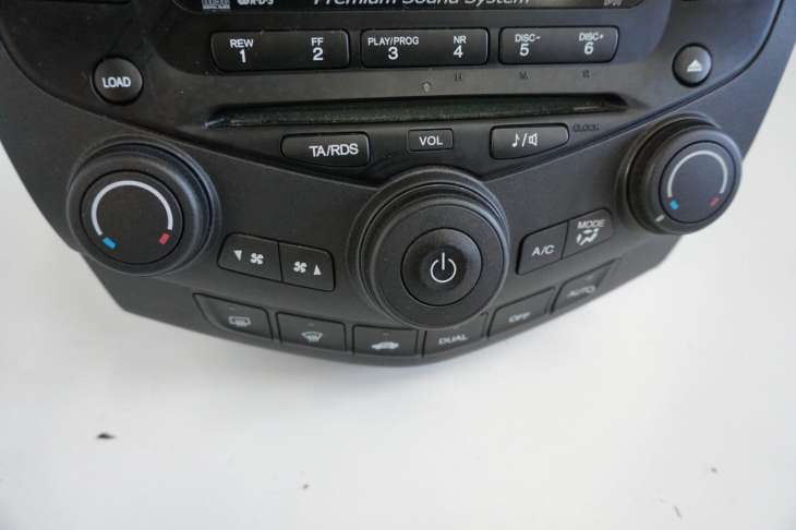 Honda Accord VII Radio 39050-Sea-E210-M1 Nr.142 - Image 2