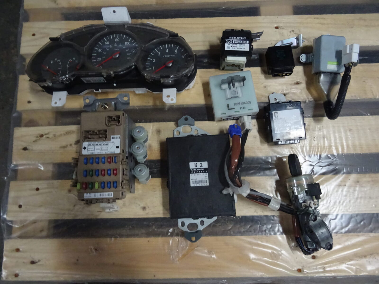 Subaru Forester Sg 2.5t Sterownik Silnika 22611ak710 Nr.49