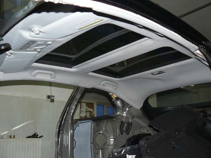 Honda CIVIc VIII Ufo 2008r Dach 3d Nh731p - Image 2