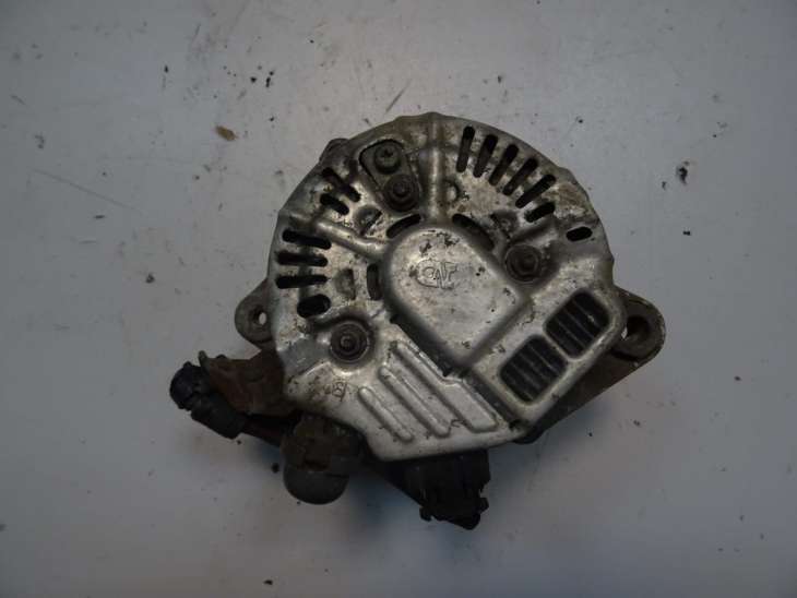 Toyota Yaris II 1.4d Alternator 27060-33040 Nr.10 - Image 5