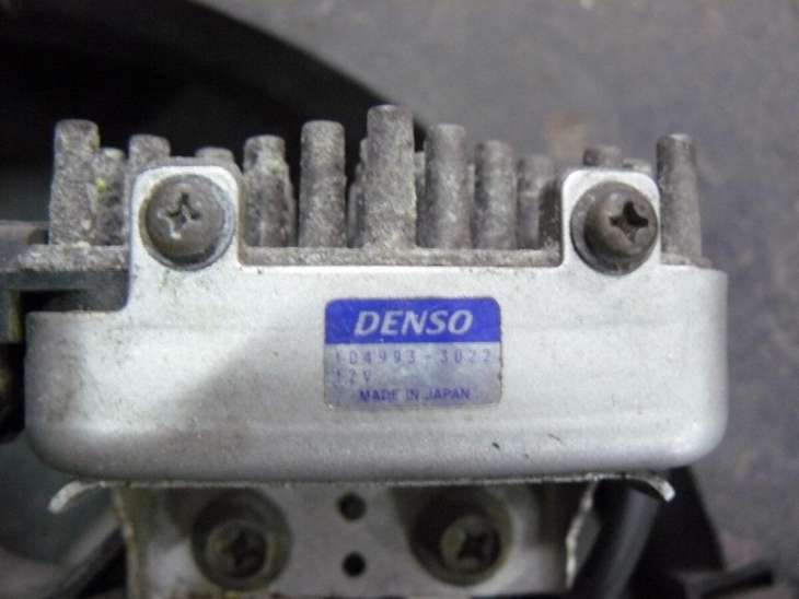 Mitsubishi Galant 1999r 2.0 Wentylator 104933-3022 - Image 2