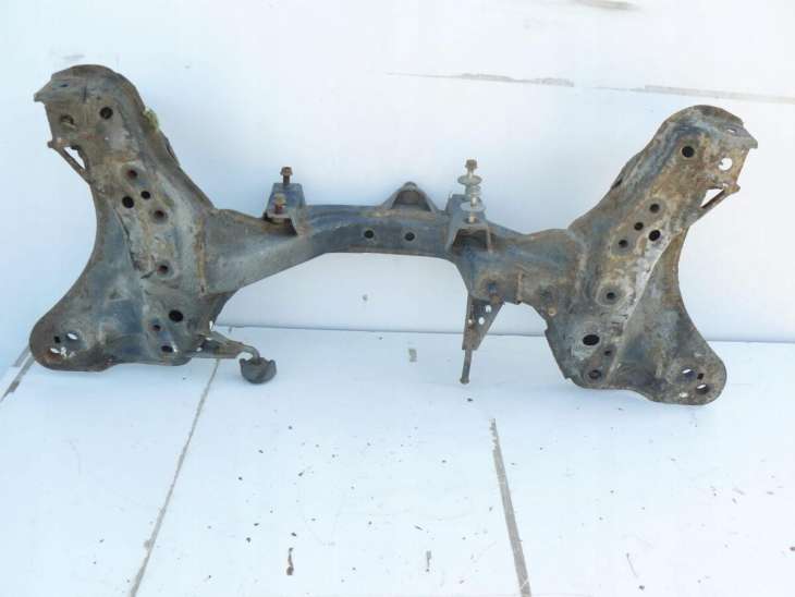 Mazda 626 1999r Belka Zawieszenia Sanki Wózek - Image 2