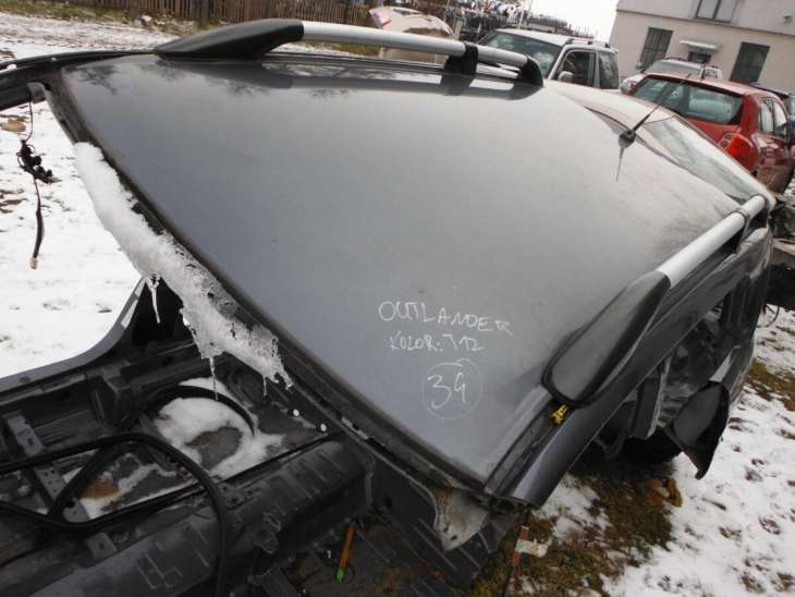 Mitsubishi Outlander 2004r Dach Relingi Kołor T12