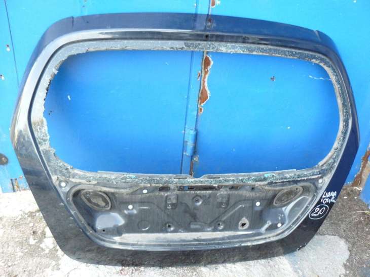 Suzuki Liana 2002 2003r Klapa Tył Tylna - Image 2