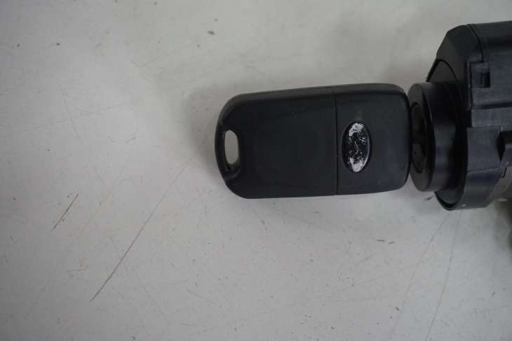 KIA CEED I 2006-2012R STACYJKA 819101H000 KOSTKA 931102H000 - Image 5