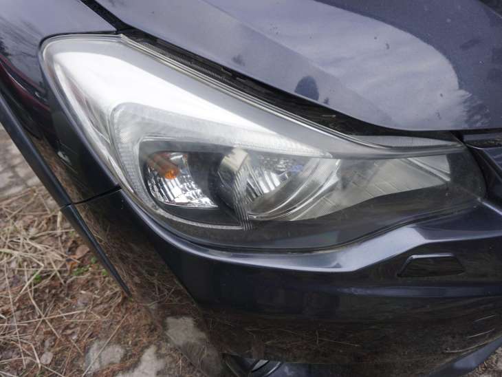 SUBARU XV GP 2011-2017R PRAWA LAMPA XENON 84001FJ120