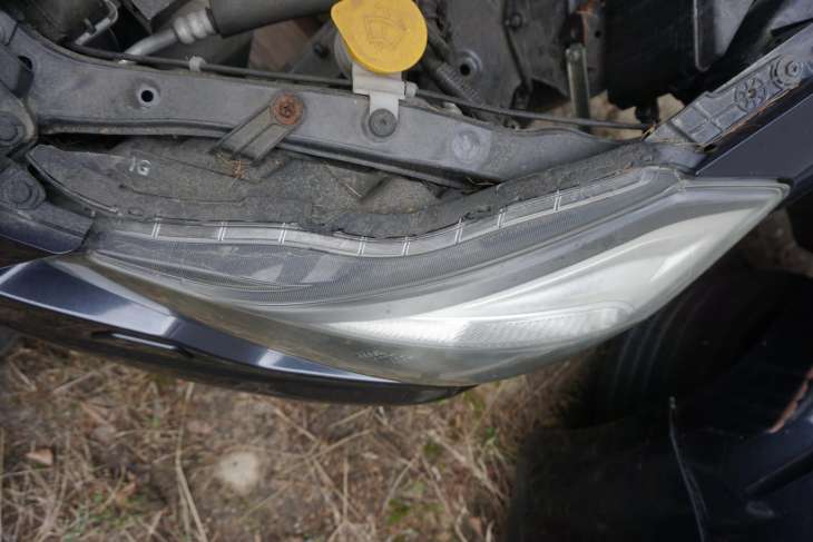 SUBARU XV GP 2011-2017R LEWA LAMPA XENON 84001FJ130 - obrazek 4