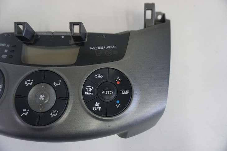 TOYOTA RAV-4 III PANEL STEROWANIA KLIMATYZACJĄ 55900-42351 - obrazek 3