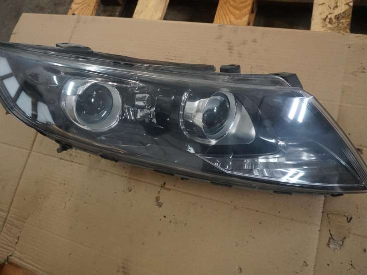 KIA OPTIMA III 2010-2015R LAMPA PRZEDNIA PRAWA 92102-2TXXX Z ANGILKA