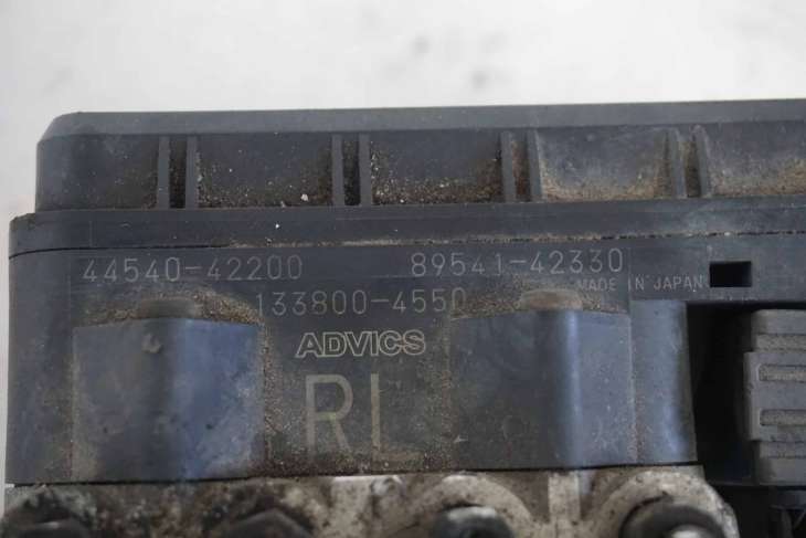 Toyota RAV-4 POMPA HAMULCOWA ABS 44540-42200 - Image 3