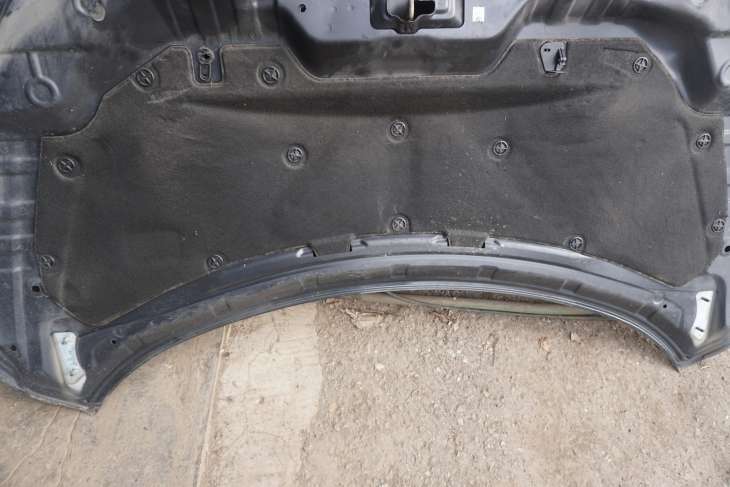 NISSAN QASHQAI II J11 2013-2017R WYGŁUSZENIE MASKI POKRYWY SILNIKA 658404EA0A