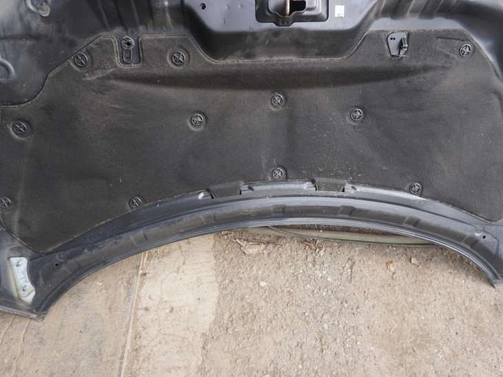 NISSAN QASHQAI II J11 2013-2017R WYGŁUSZENIE MASKI POKRYWY SILNIKA 658404EA0A