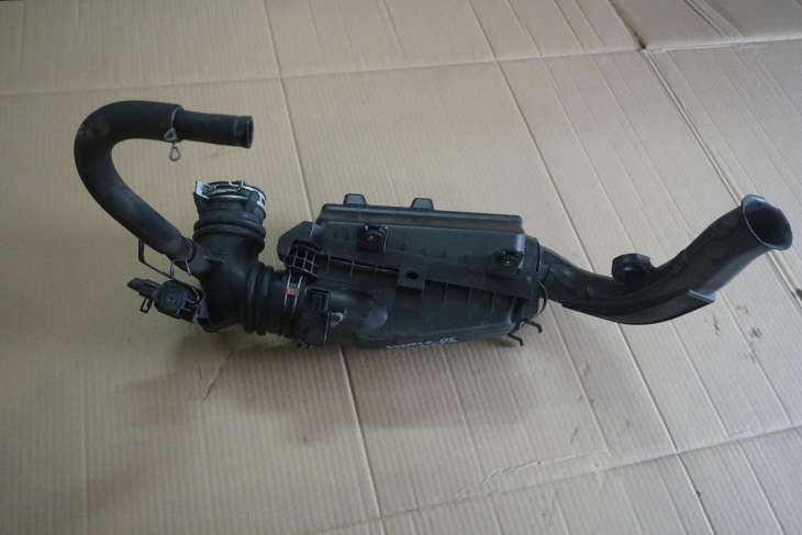 TOYOTA YARIS III 2011-2020R 1.33B OBUDOWA FILTRA POWIETRZA 177510Y050 , 177000Y070 PRZEPLYWOMIERZ 22204-0V020 - Image 2