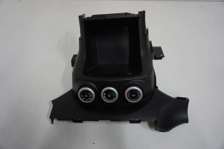 MITSUBISHI OUTLANDER II PANEL KLIMATYZACJI WENTYLACJI 7820A115XA 8002A477