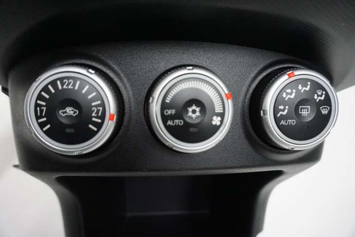 MITSUBISHI OUTLANDER II PANEL KLIMATYZACJI WENTYLACJI 7820A115XA 8002A477 - Image 3