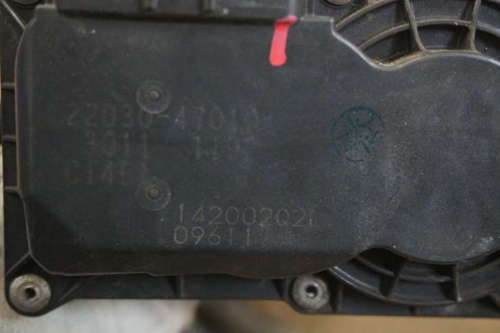 TOYOTA YARIS III 2011-2014R 1.33B PRZEPUSTNICA 22030-47010 , 2203047010 - Image 3