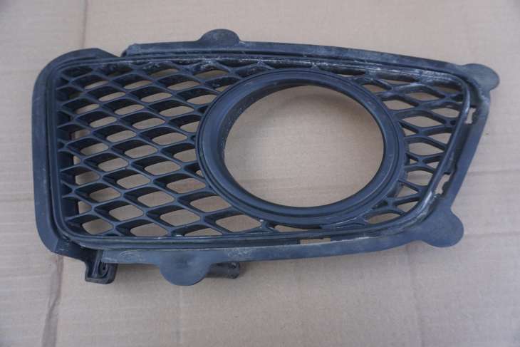 KIA SPORTAGE II LIFT 2010R LEWA KRATKA HALOGENU 86515-1F500 , 865151F500