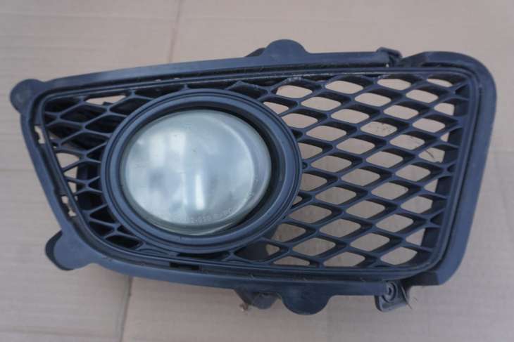 KIA SPORTAGE II LIFT 2010R PRAWA KRATKA HALOGENU 86516-1F500 , 865161F500 HALOGEN 9220203000