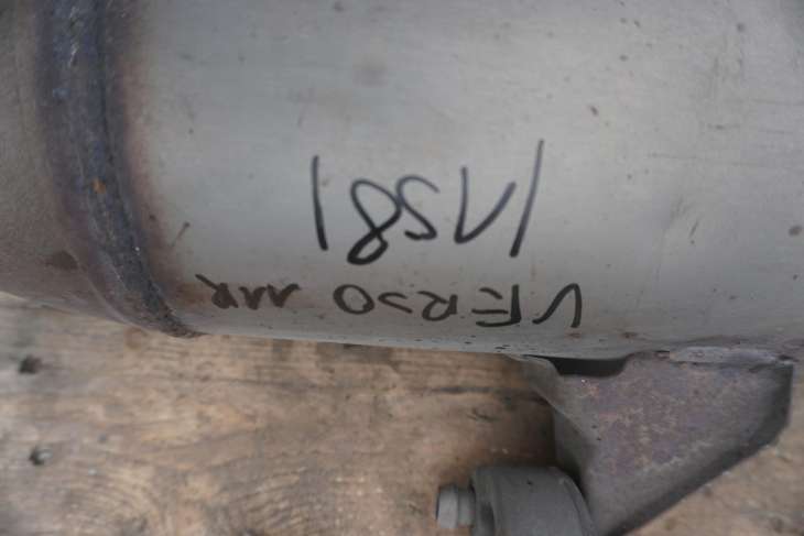 TOYOTA VERSO 2010-2015r DIESEL TLUMIK RURA SRODKOWY 174100R190 - obrazek 5