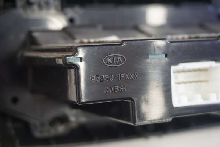 KIA SPORTAGE II LIFT PANEL STEROWANIA KLIMATYZACJA TEMPERATURA 97250-1FXXX , 972501F610 , 972501F611 - Image 5