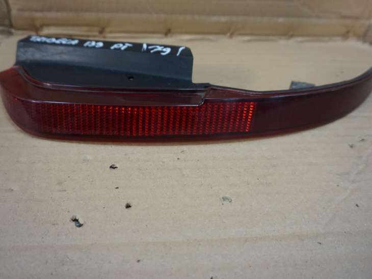 SUBARU TRIBECA B9 3.0B H6 2006R TYLNA PRAWA LAMPA OBRYSOWKA ODBLASK ZDERZAKA 84281XA10A