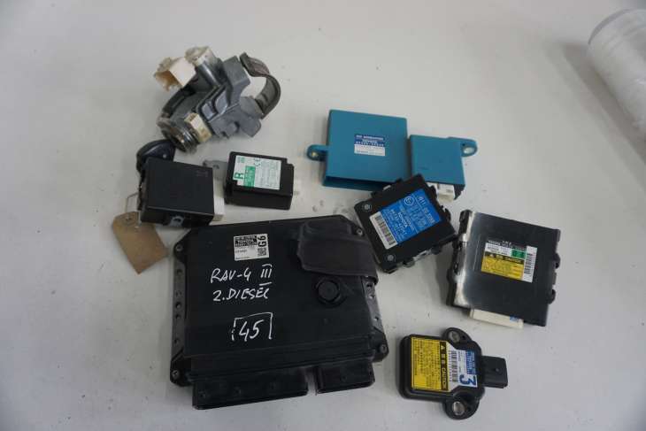 TOYOTA RAV4 III STEROWNIK SILNIKA KOMPUTER G6 89661-42J20 2.2D4D