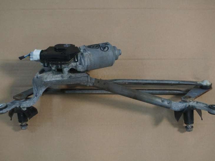 TOYOTA YARIS II MECHANIZM WYCIERACZKI 85110-0D080