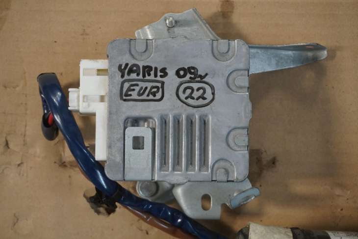 TOYOTA YARIS II KOLUMNA KIEROWNICZA 45200-0D103 89650-0D180 - obrazek 2