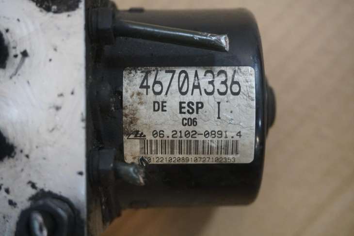 MITSUBISHI OUTLANDER II POMPA HAMULCOWA STEROWNIK ABS 4670A336 2.0DI-D nr.52 - Image 4
