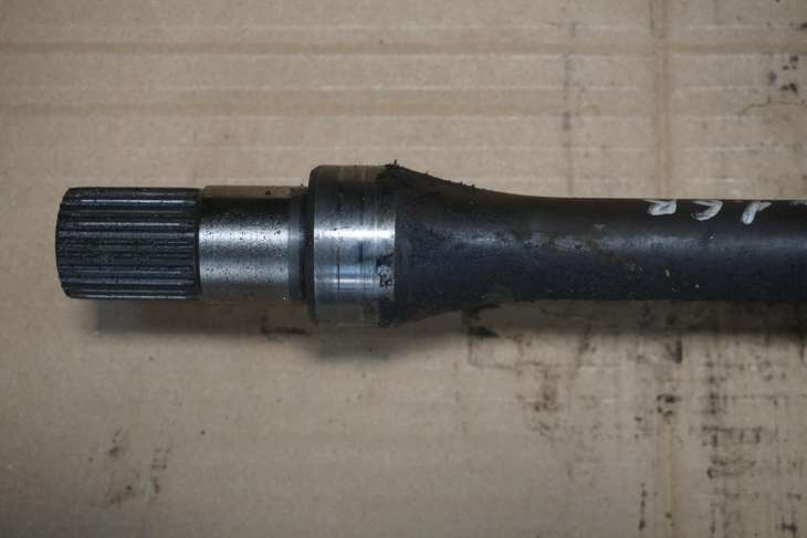 SUZUKI SX4 FIAT SEDICI 06-14R PÓŁOŚ PRAWA PODPORA PRZEGUB 44101-79J21 241/J 239/j - obrazek 2
