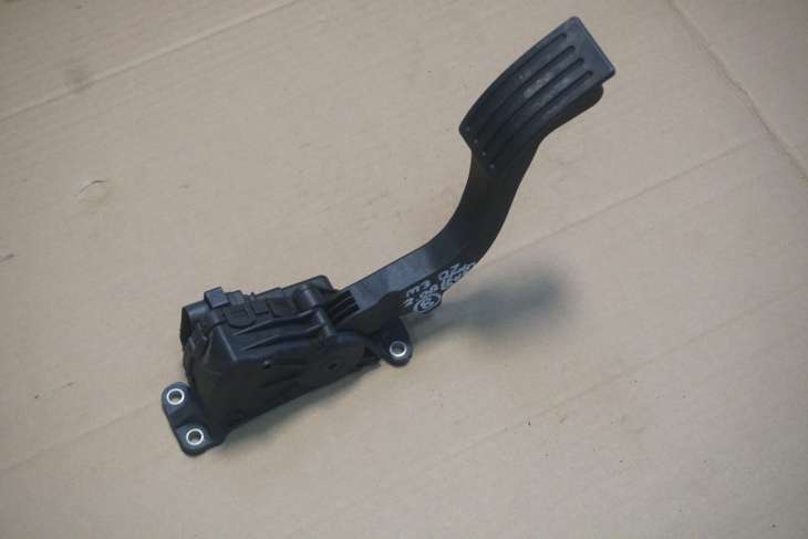 MAZDA 3 I BK PEDAŁ GAZU 4M51-9F836-AH - Image 3
