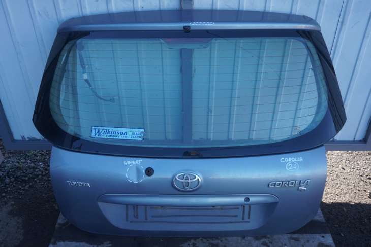 Toyota Corolla E12 2004r Klapa Tylna 6700502060 SZYBA 6810502030 - Image 3