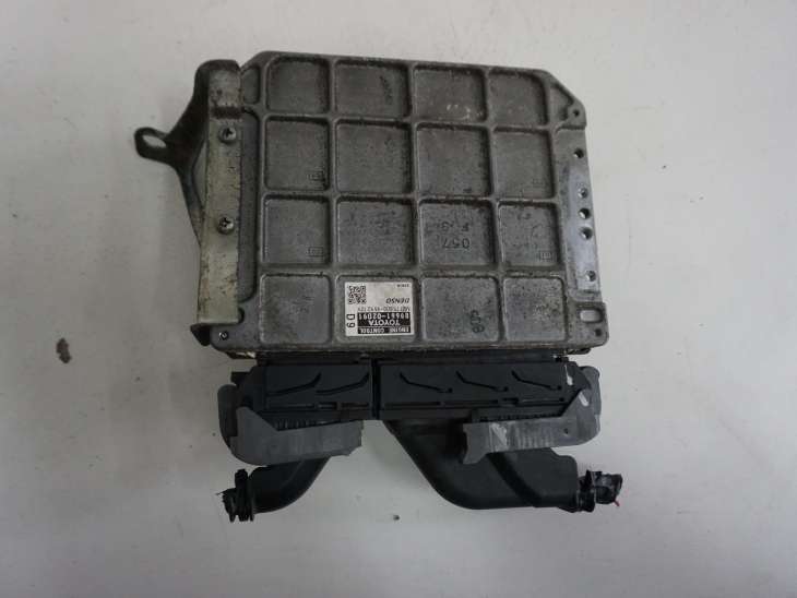 TOYOTA AURIS I E15 STEROWNIK SILNIKA 89661-02D91